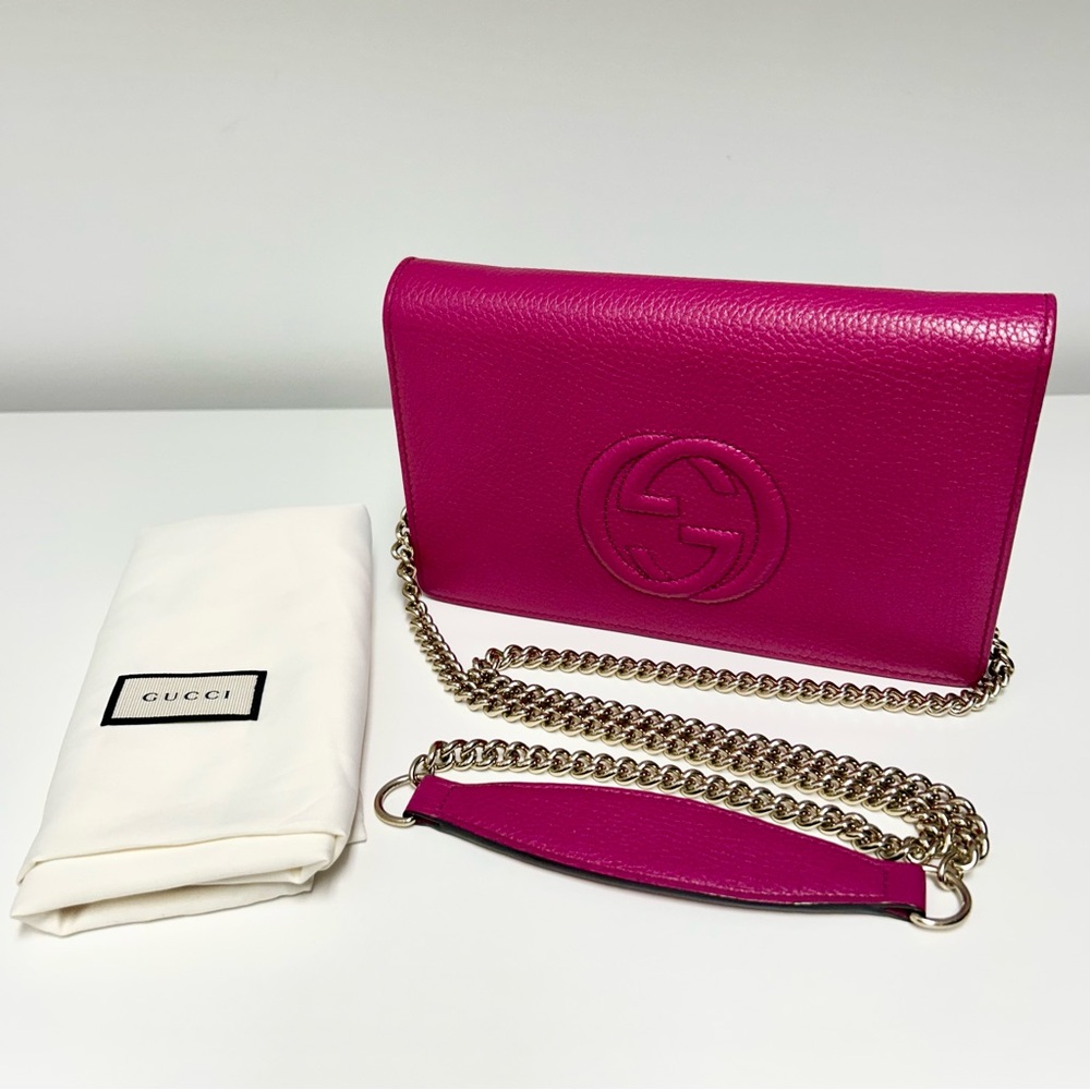 GUCCI Mini Soho Pebbled Leather Wallet On Chain Crossbody Bag Magenta Hot Pink - Picture 2 of 16